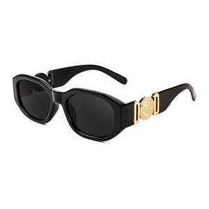 lot 7472 image: FEISEDY Retro Trendy Rectangle Sunglasses Women Men Vintage 90s Small Narrow Square Sunglasses B2322