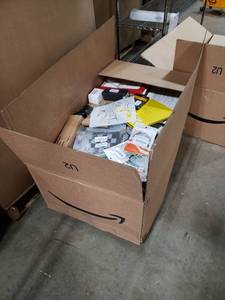 lot 7748 image: Large Box of Misc. Items