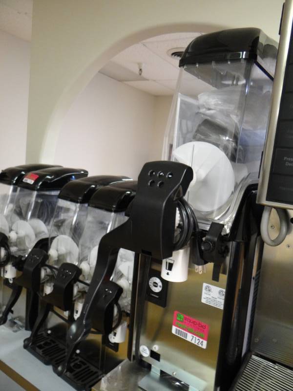 lot 7124 image: Elmeco FC1 Millennium Granita  Frozen Drink Slush Machine
