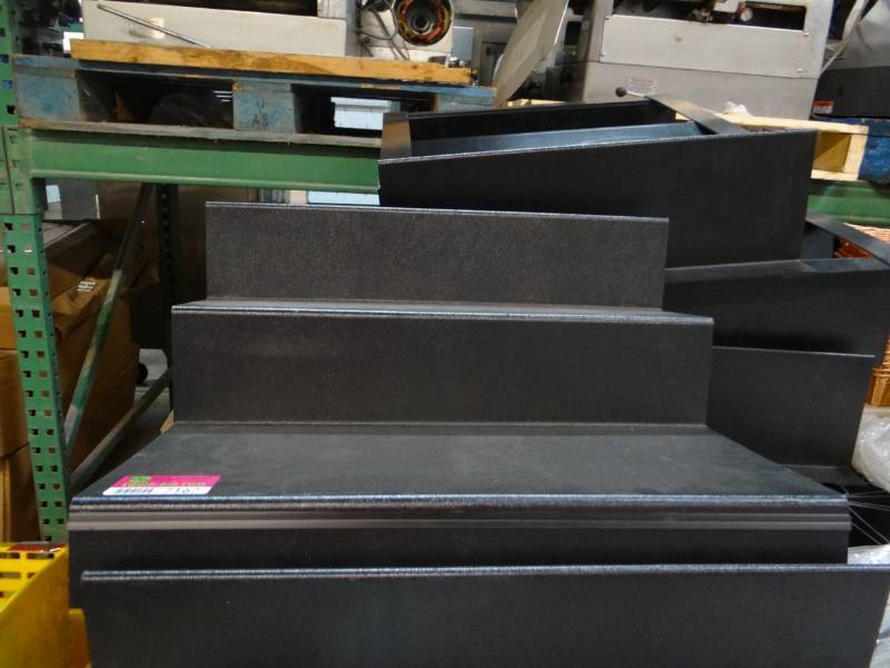 lot 7167 image: Pallet of Black 3 Tier Plastic Display Stands