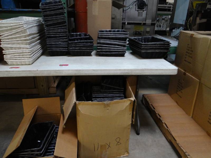lot 7170 image: Large Lot of DarkChocolate Baskets