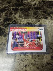 lot 1111 image: 2024 Panini Score Football Patrick Mahomes Kansas City Chiefs Card