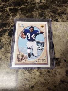 lot 1128 image: 1992 Upper Deck Football Heroes Walter Payton Chicago Bears Card