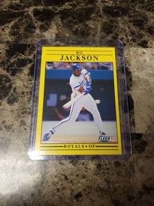 lot 1135 image: 1991 Fleer Bo Jackson Kansas City Royals Baseball Card
