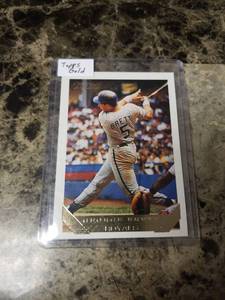 lot 1160 image: 1993 Topps Gold George Brett Kansas City Royals Baseball Card