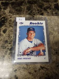 lot 1168 image: 1996 Pinnacle Score Mike Sweeney Kansas City Royals Rookie Baseball Card