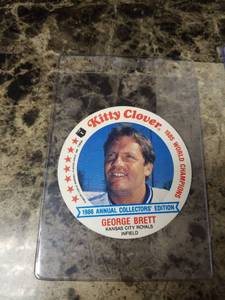 lot 1177 image: 1986 Kitty Clover Annual Collectors Edition George Brett Kansas City Royals Baseball Card
