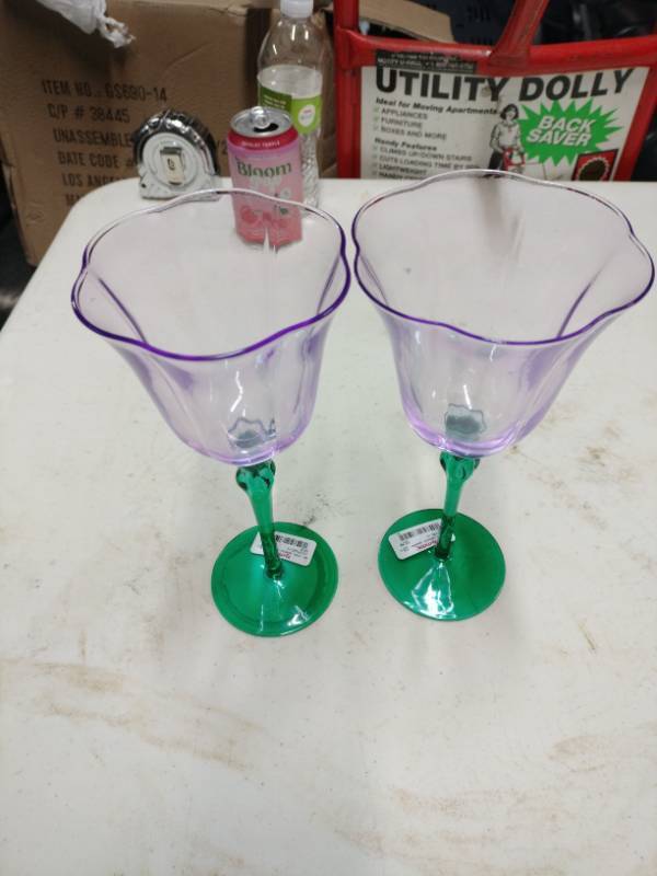 lot 33820 image: Purple and Green Glass Flower Wine Glasses