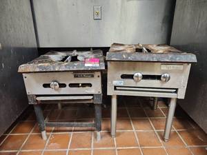 lot 19363 image: U.S. Range Commercial Gas Burner Stock Pot Range - 2 Total