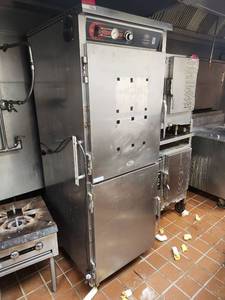 lot 19364 image: FWE Commercial Heated Holding Cabinet  Model UHST-13-OTB