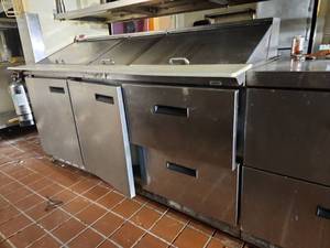 lot 19374 image: Commercial 6ft Undercounter Refrigerator