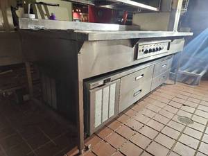 lot 19376 image: Commercial Stainless Steel Pizza Oven with Storage Drawers