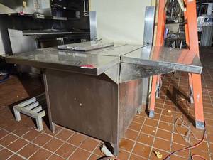 lot 19380 image: Glastender Commercial Bar Sink Unit  Model FR35-1L