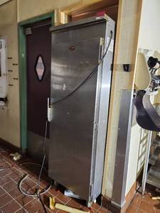 lot 19382 image: FWE Commercial Food Warming Cabinet