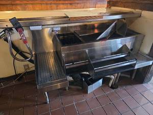 lot 19393 image: Glastender Commercial Bar Soda Gun System  Model AL-60B-CP10