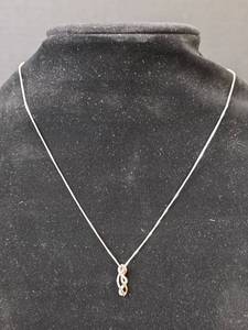 lot 52 image: Sterling Silver Infinity Box Chain Necklace 2.50gm