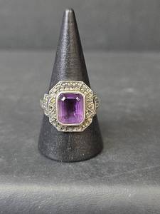 lot 56 image: Sterling Silver Amethyst Ring, Stamped Sterling,  Size 9, 5.58gm