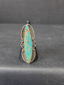 lot 118 image: Southwestern Turquoise Stone Ring, Size 6.75, Magnetic