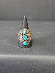 lot 125 image: Sterling Silver Turquoise Ring, Size 9.75, 21.11gm