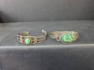 lot 173 image: Southwestern Green Cuff Bracelet Set - Non-Magnetic