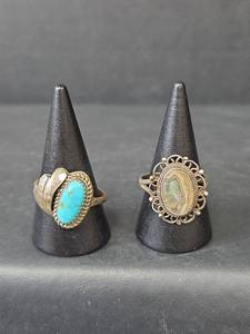 lot 183 image: Native American Sterling Silver Turquoise Rings