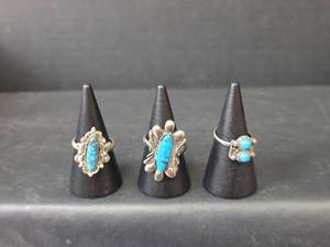 lot 189 image: Southwest Style Turquoise Ring Set (Adjustable)(Magnetic)