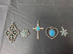 lot 204 image: Southwestern Turquoise Pendant Collection