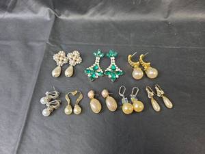 lot 229 image: Pearl and Crystal Earring Collection
