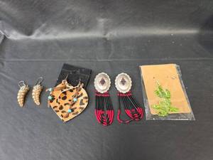 lot 234 image: Southwestern Style Earring Collection