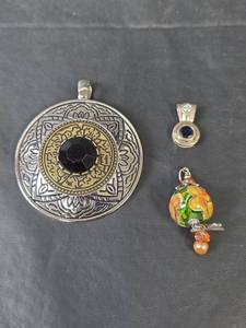 lot 240 image: Middle Eastern Style Pendant Collection