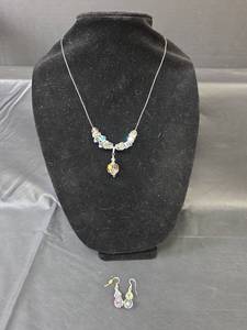 lot 245 image: Crystal Bead Necklace and Earring Set