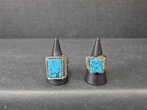 lot 261 image: Navajo Style Turquoise Ring Pair