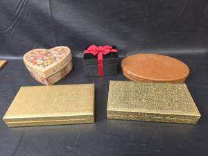 lot 307 image: Decorative Storage Box Collection