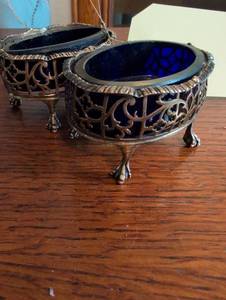 lot 2208 image: Cobalt Blue Glass Salt Cellars with Silver Plate Stand