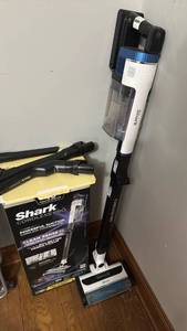 lot 2265 image: Shark Cordless Pro Vacuum with Clean Sense IQ