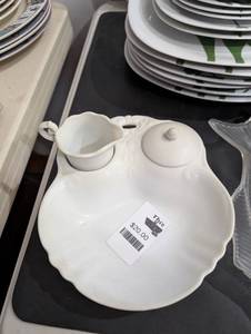 lot 2301 image: White Ceramic Oil and Vinegar Cruet Set with Tray