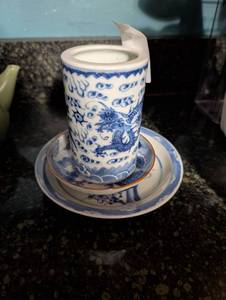 lot 2321 image: Blue and White Dragon Tea Cup Set