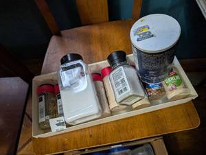 lot 2333 image: White Plastic Kitchen Spice Organizer Tray