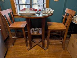 lot 2336 image: Mid Century Bar Height Table and Wooden Bar Stools