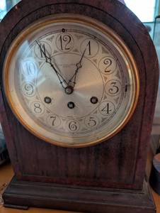lot 2370 image: A. Stowell & Co. Boston Mantel Clock