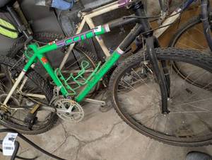 lot 2418 image: Scott Mountain Bike Frame