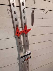lot 2424 image: Universal Frame Clamp Set with Red Arrows