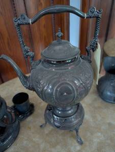 lot 2470 image: Victorian Silver Plated Tilting Tea Pot