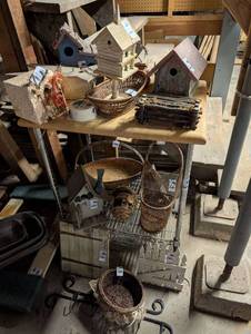 lot 2483 image: Decorative Bird Houses and Woven Baskets Collection