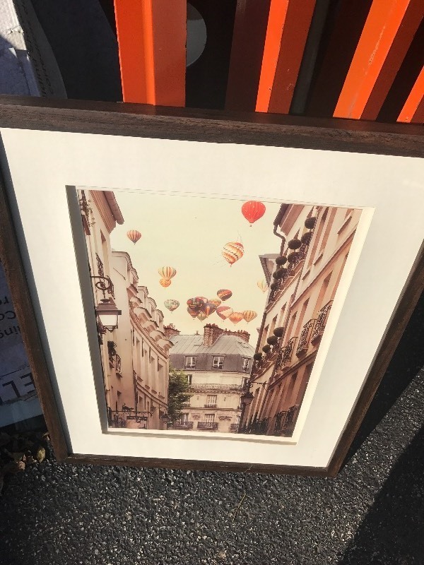 lot 9490 image: Large unique Decore picture of balloons concentrate on frame shadow box style put in your own picture