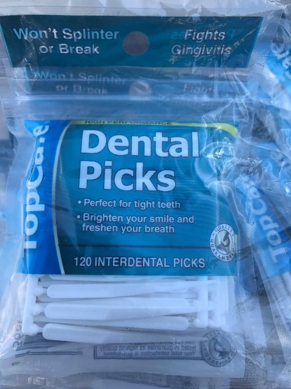 lot 9580 image: 20 packs of dental picks as pictured