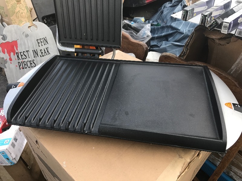 lot 9594 image: George foreman combination grill griddle as pictured very handy and less for the cabin or in the kitchen