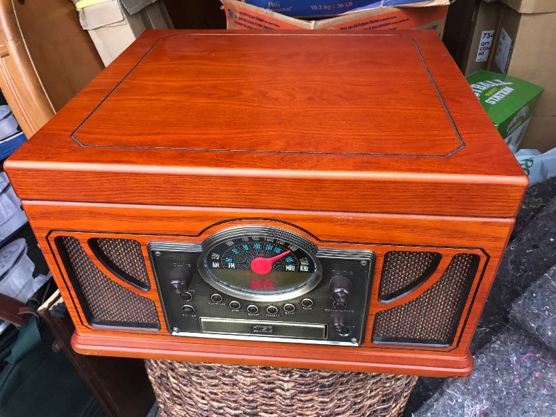 lot 811 image: Another Krosley turntable radio old style vintage look
