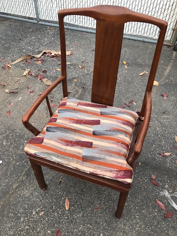 lot 853 image: Beautiful high dollar wooden accent chair