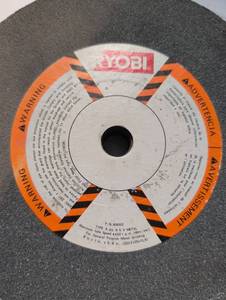 lot 819 image: Ryobi 8-inch Metal Grinding Wheel Type A60N5V